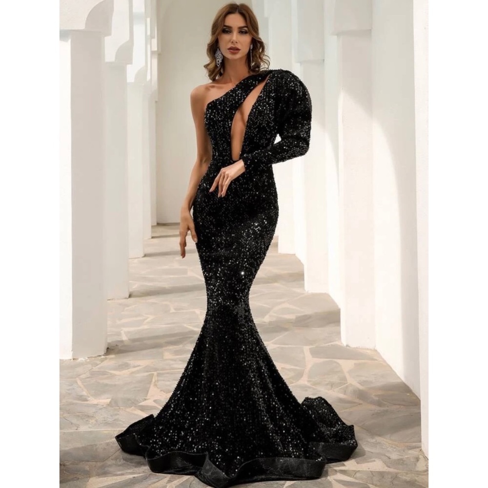 One Shoulder Cut Out Mermaid Sequin Dress